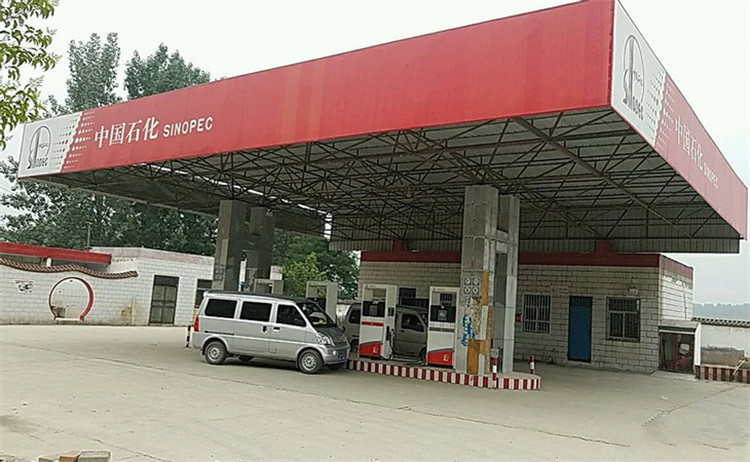 和田加油站钢结构网架案例5